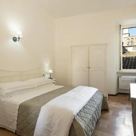 Apartamento La Fontana, *